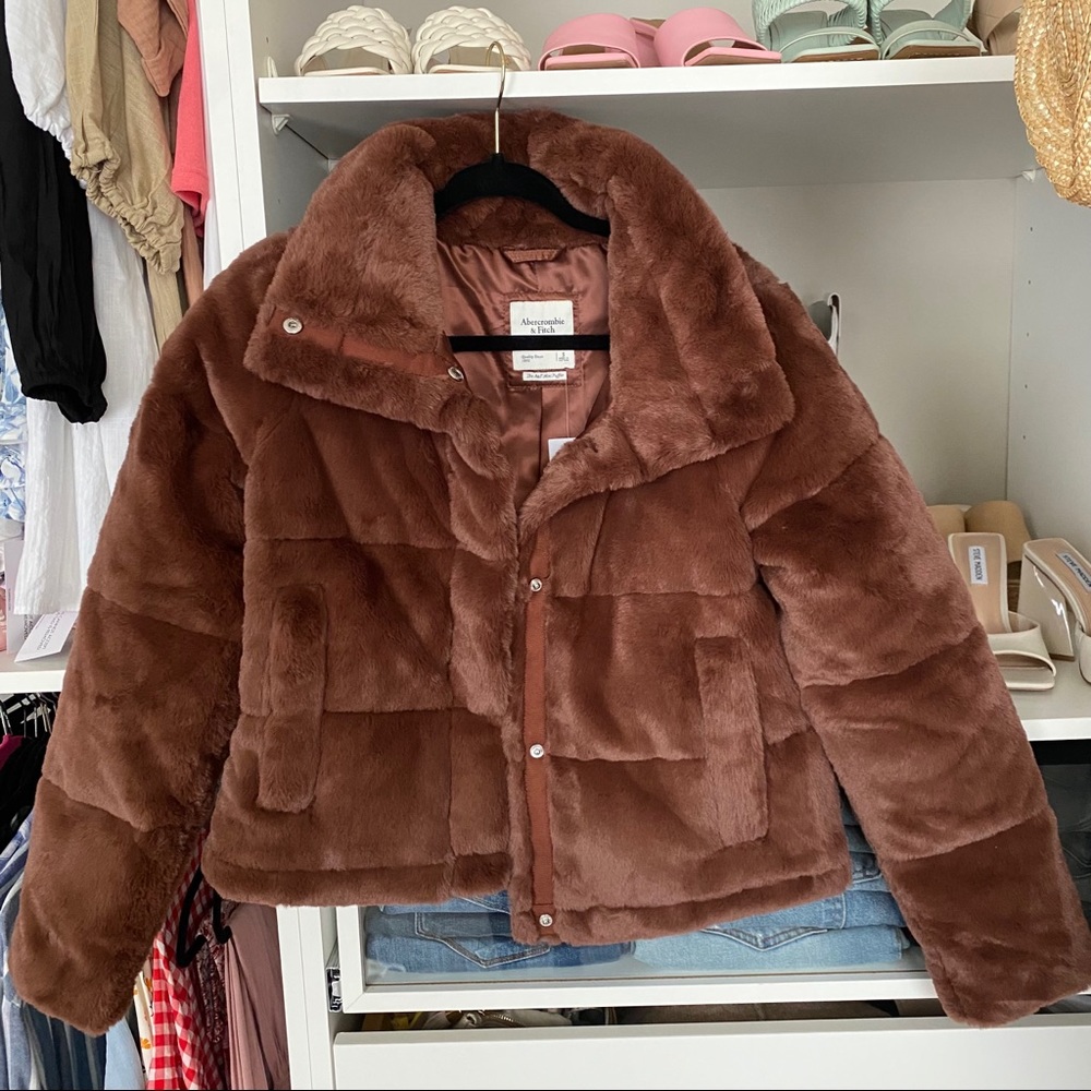 Abercrombie mini puffer jacket